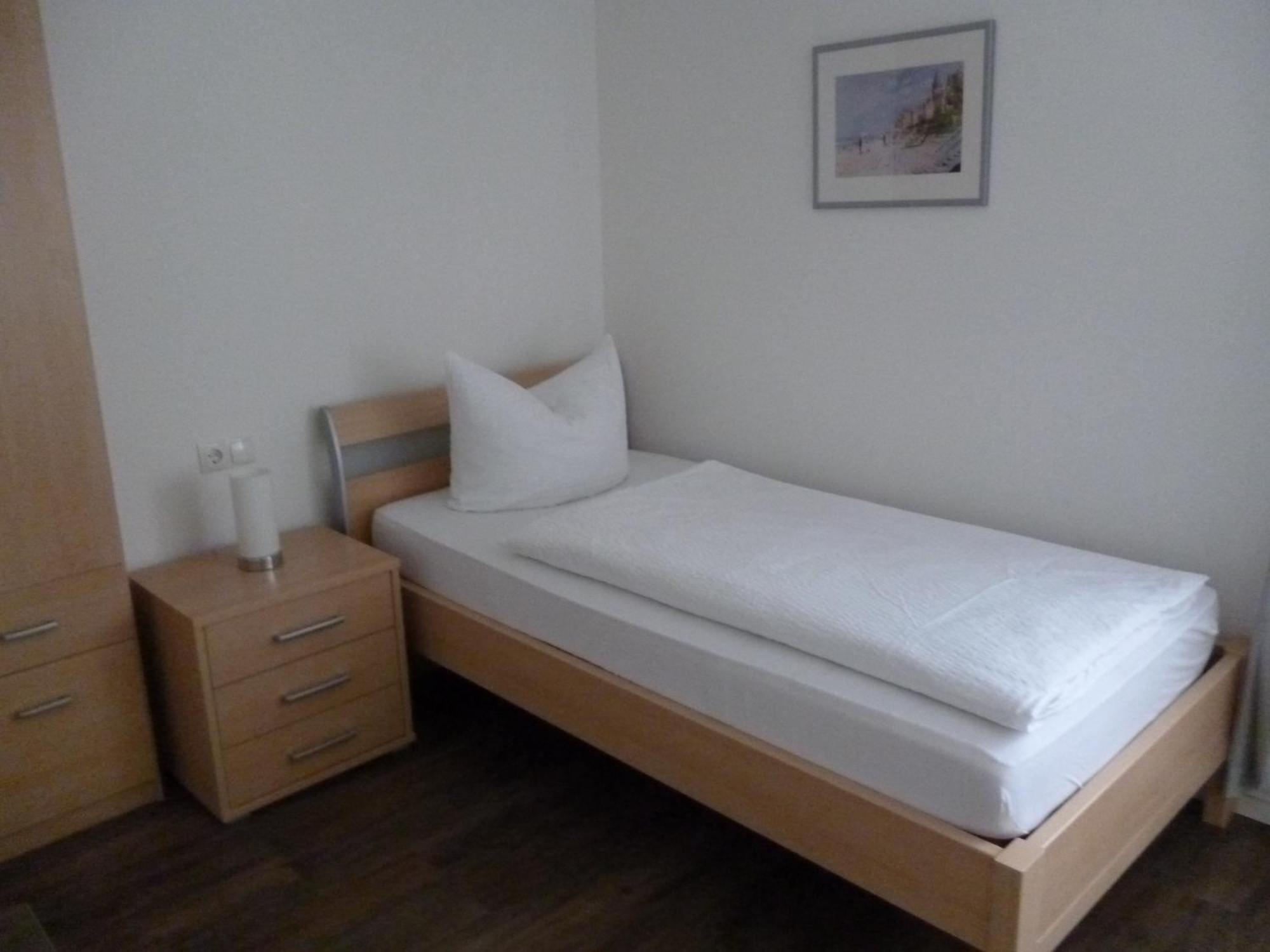 Hotel Garni Reis ทรัยส์-คาร์เดิน ภายนอก รูปภาพ